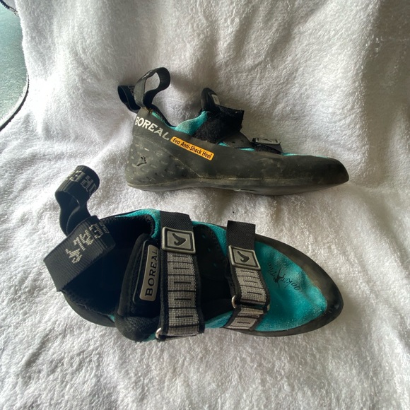 Kids 4.5 Boreal “Joker Plus” climbing shoe - Picture 2 of 3